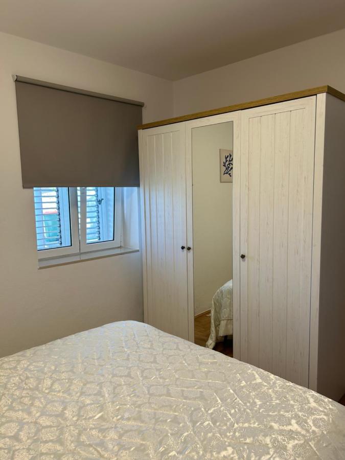 Zio Nino Apartment Sutomiscica Екстериор снимка