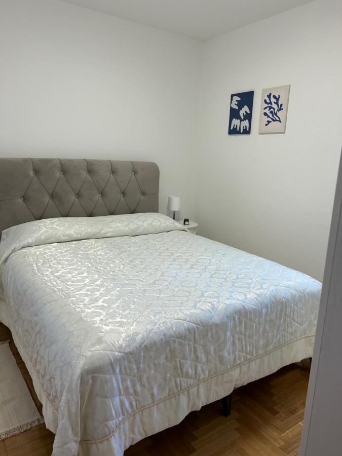 Zio Nino Apartment Sutomiscica Екстериор снимка